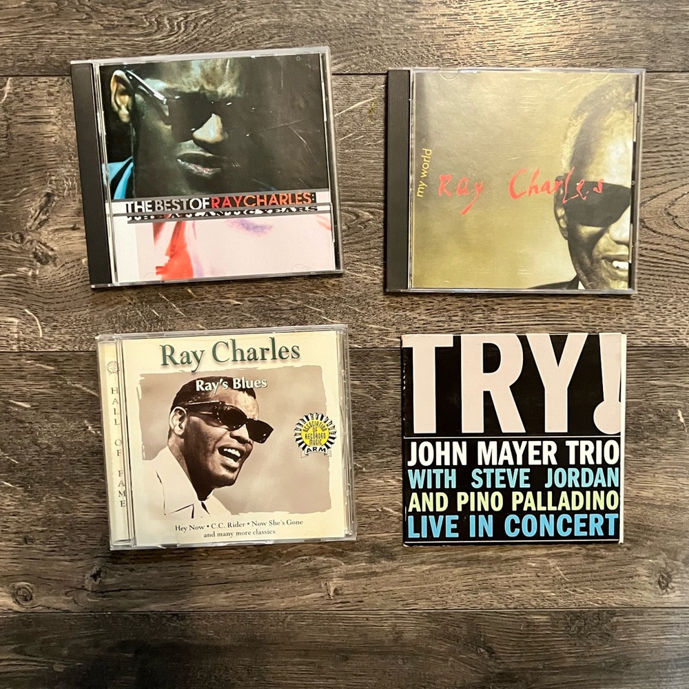 Lot of‎ 4 CDS